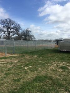 Secure airing yards, Giddings Tx
